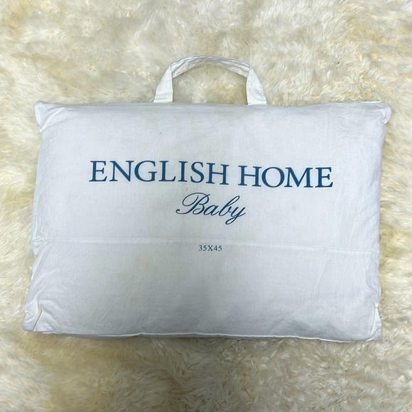 EUC - English Home Baby 'Babies First Pillow' - Picture 1 of 6